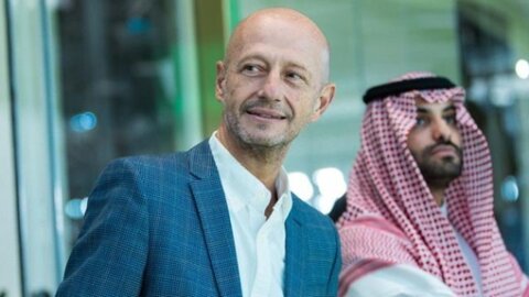  Esteve Calzada: 'Cristiano Ronaldo là kẻ thù của chúng tôi'